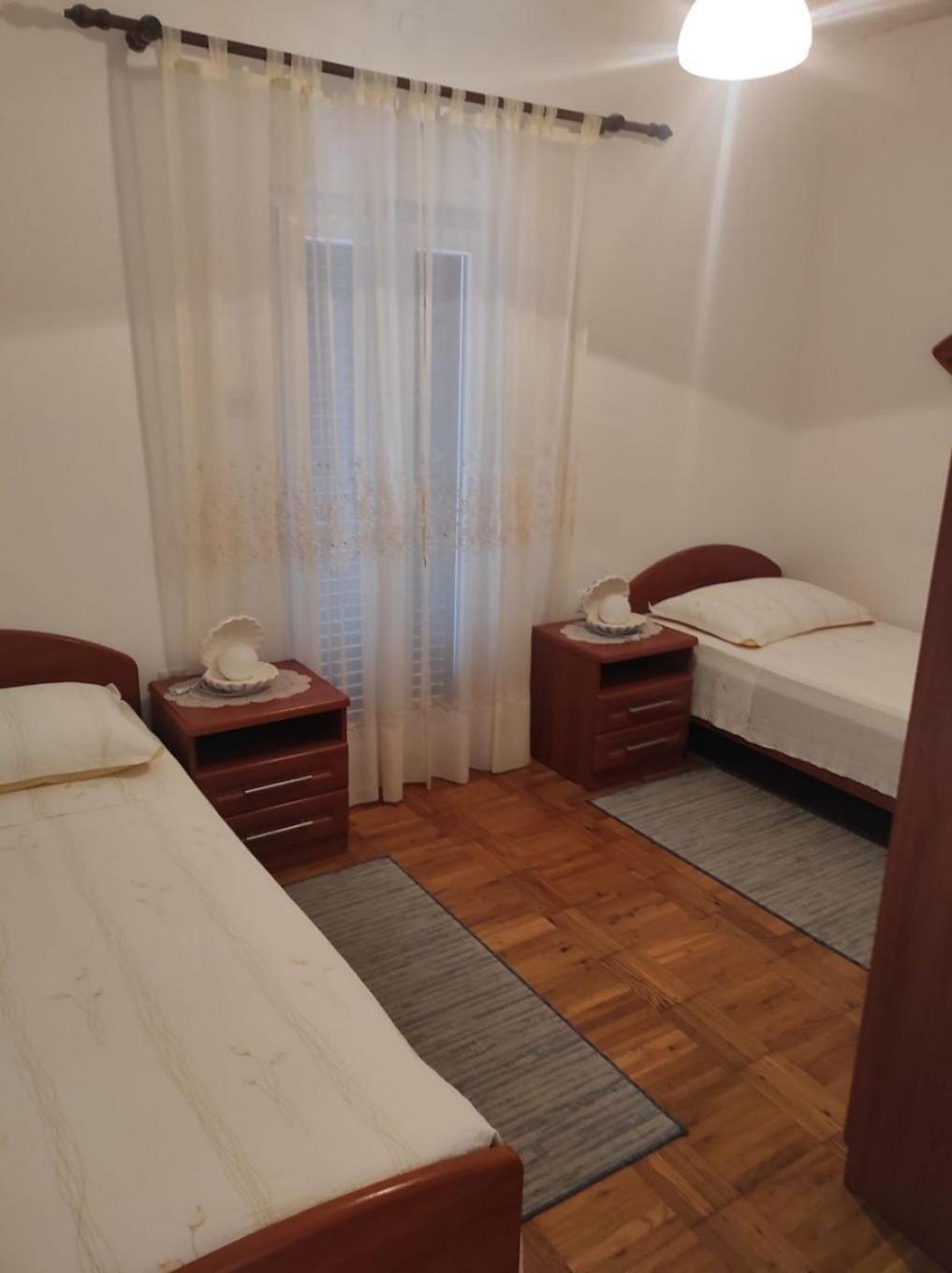 Apartment Tenara Vis Esterno foto